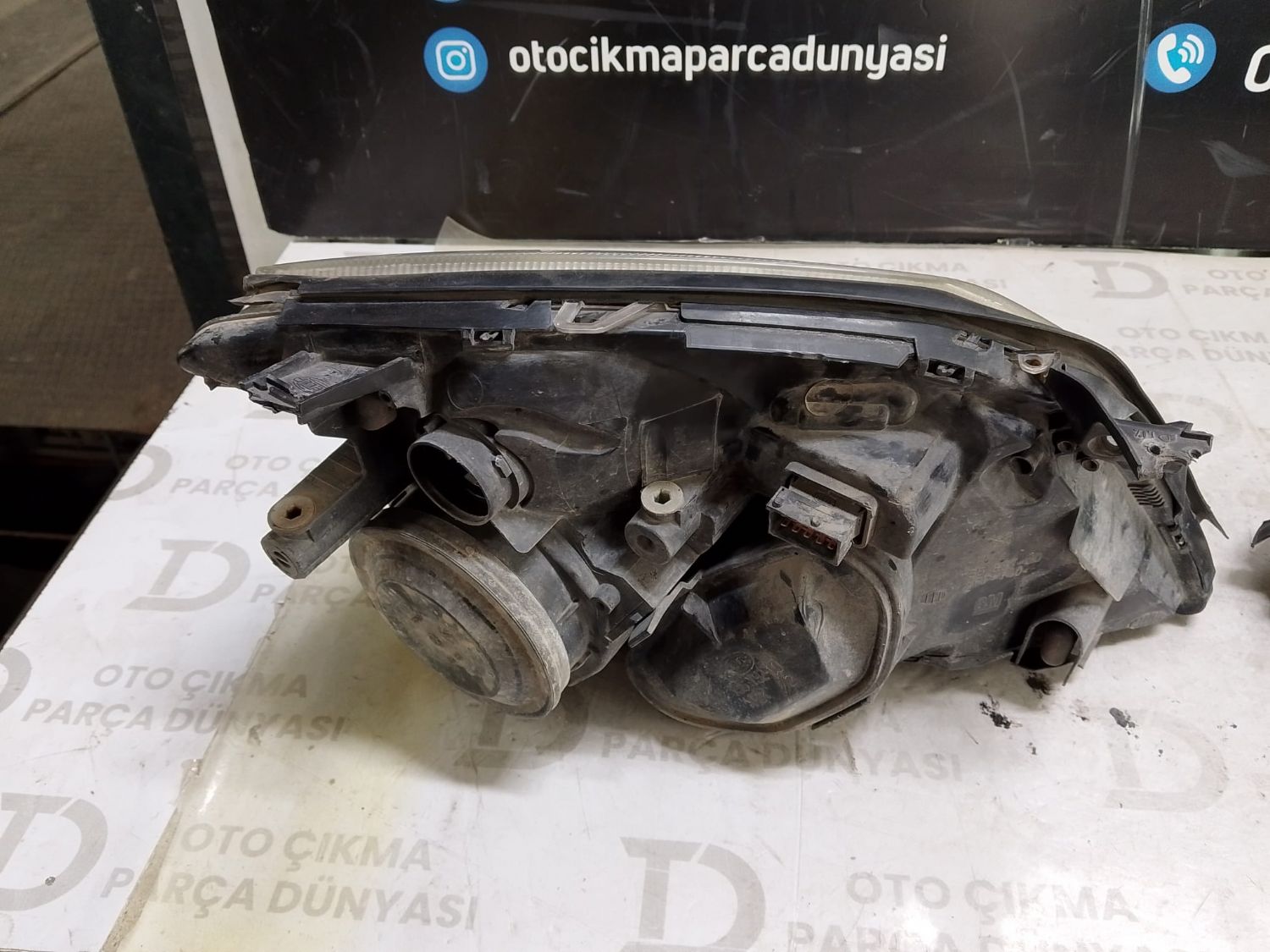 OPEL VECTRA C TAKIM FAR